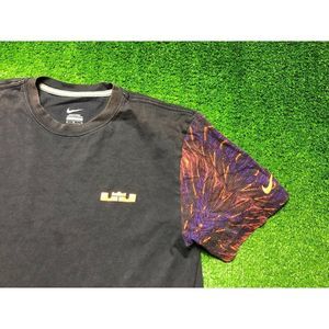 Nike Lebron James Men's Short Sleeve Graphic Tee Size Medium Blue